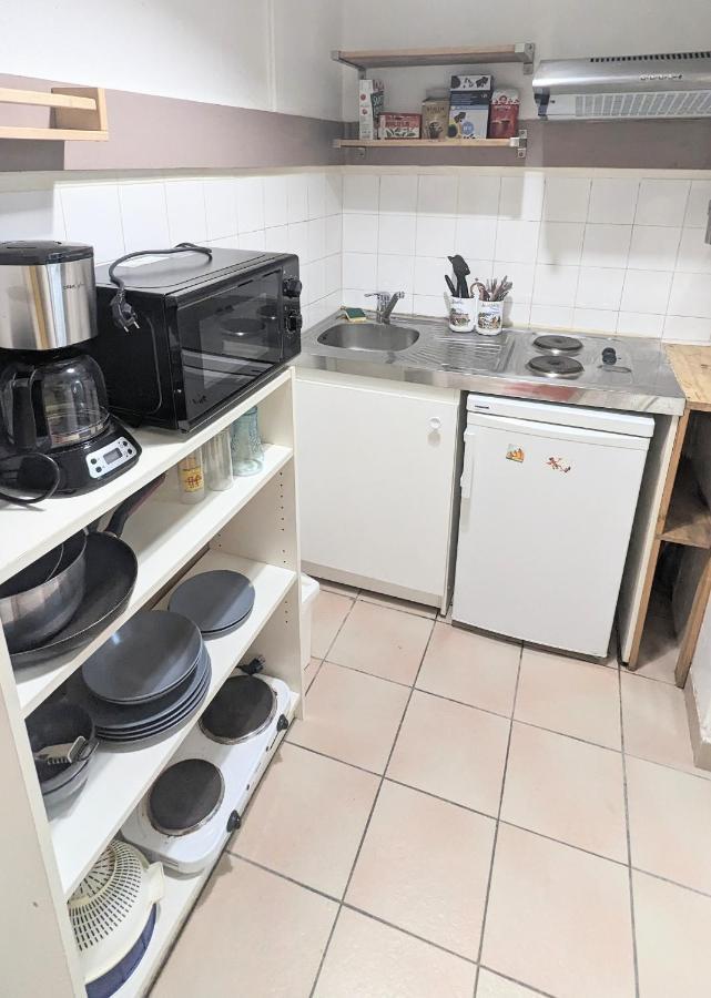 Hypercentre, Place Pie, Residence Amphoux Charmants Appartements Ou Studio Proche De La Gare Parkings Et Palais Des Papes Αβινιόν Εξωτερικό φωτογραφία